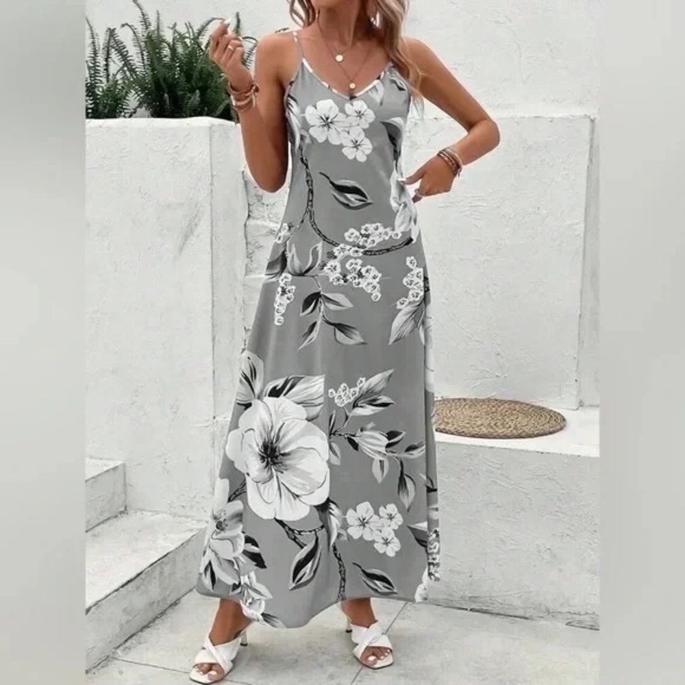 Emery Rose | Floral Print Cami Dress Boutique Brand Various Sizes Available - Picture 6 of 7